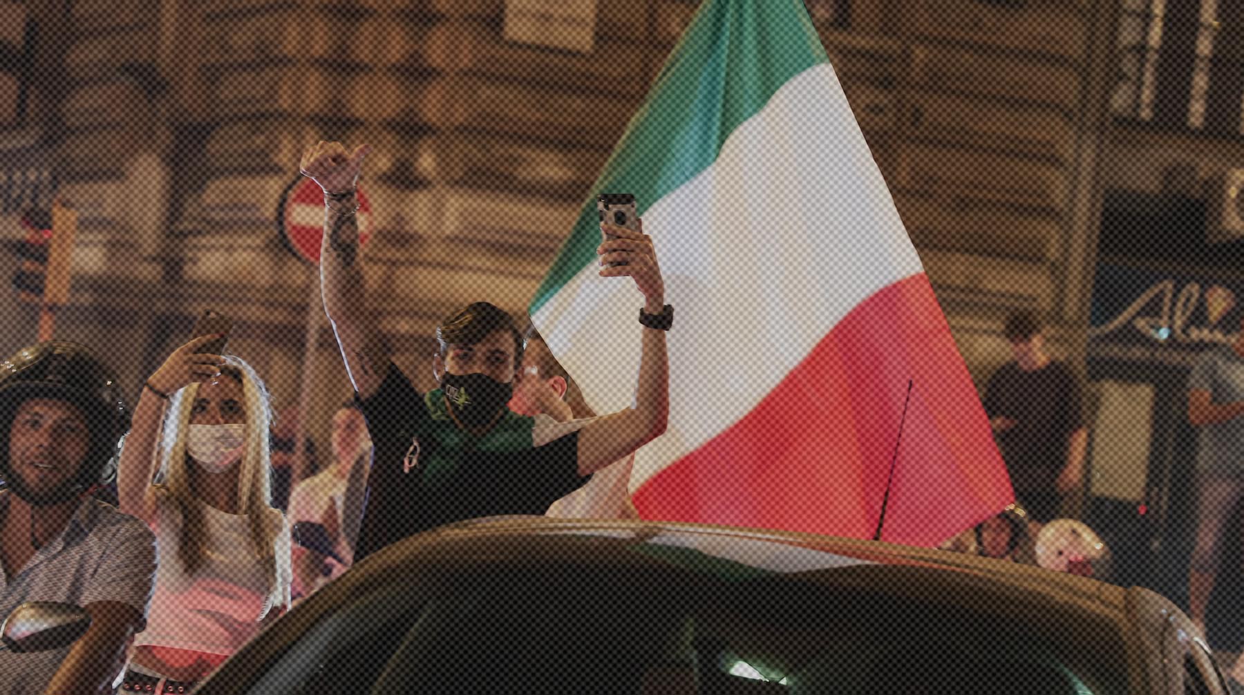 Dailystorm - «Собрались вместе, поздравили родных и пообнимались»: как итальянцы в России праздновали победу на Евро-2020