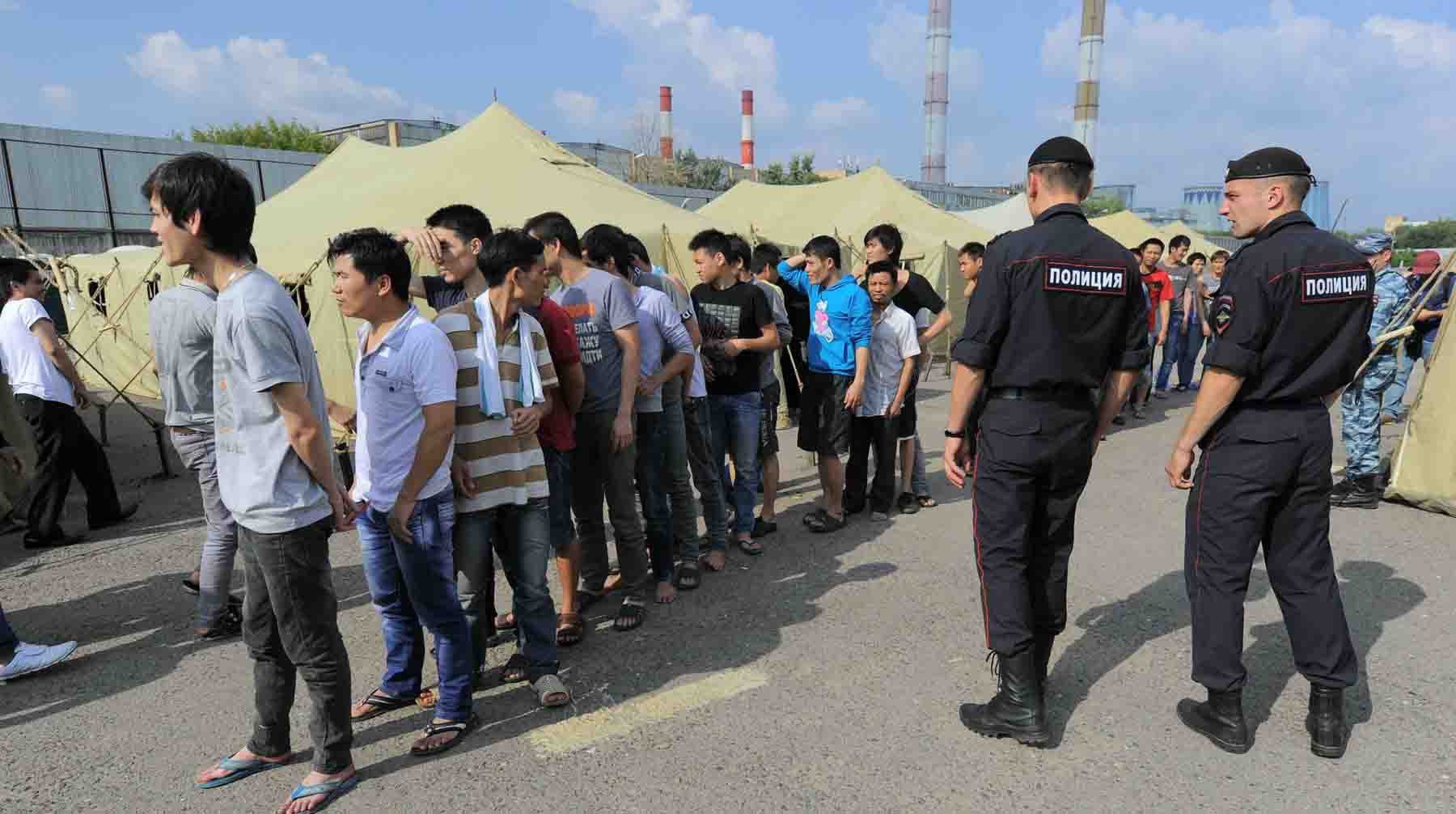 Лагерь нелегальных мигрантов