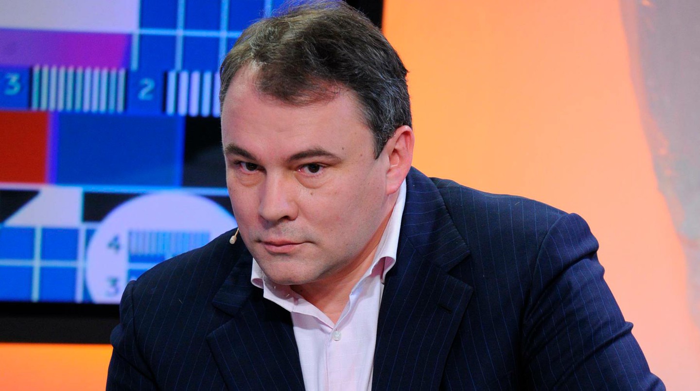 Петр Толстой