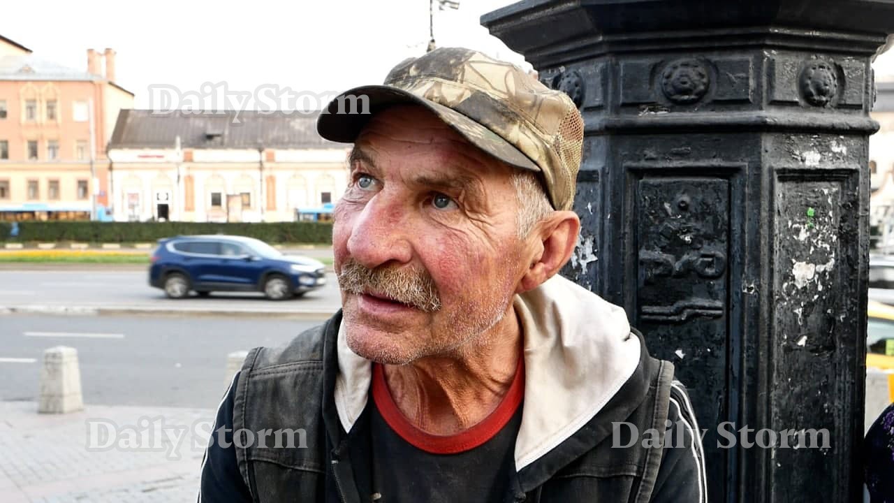 Бездомные на улицах Москвы