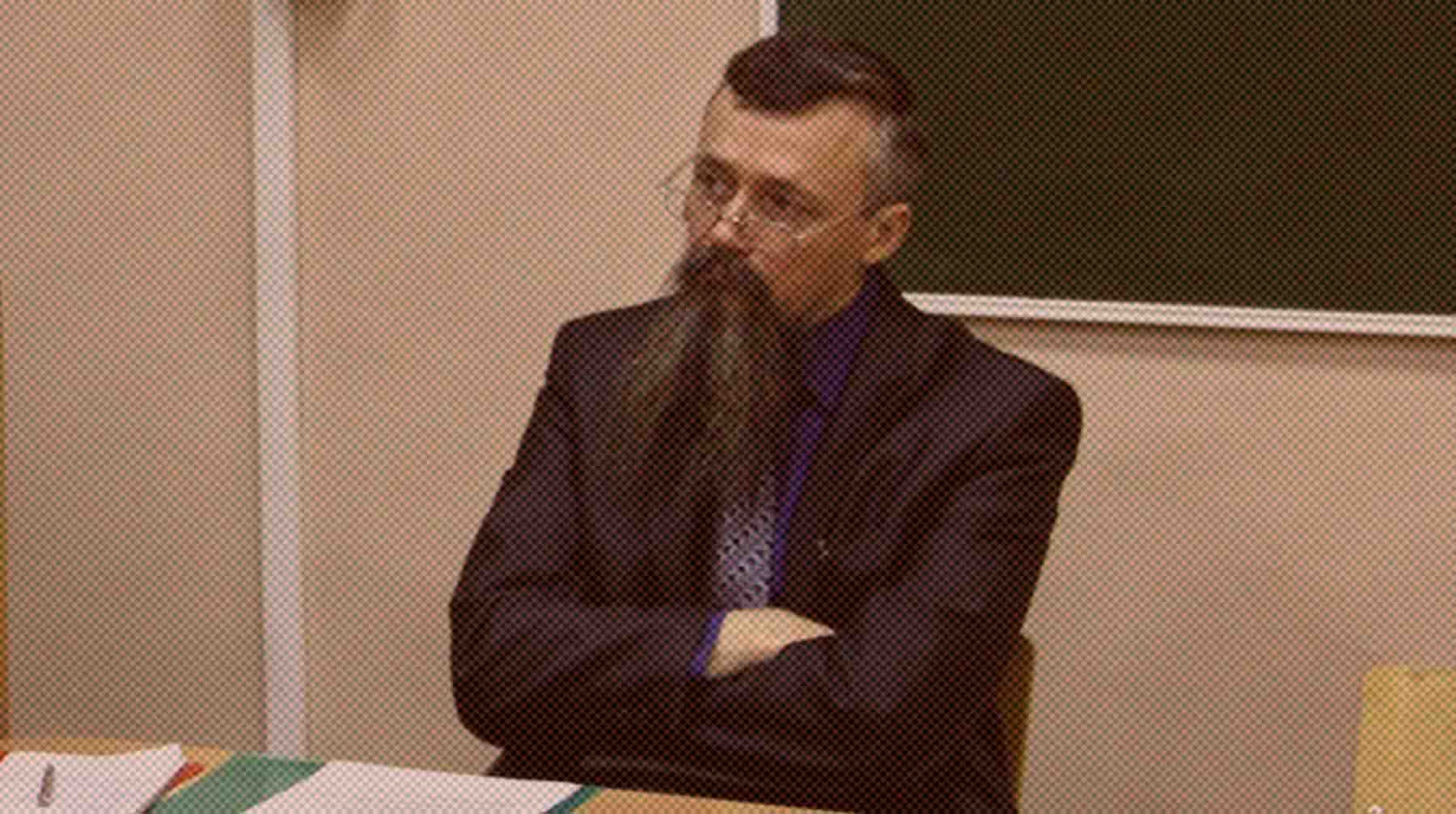 Олег Сыромятников не стал прерывать занятие, несмотря на просьбы студентов и звуки выстрелов Олег Сыромятников