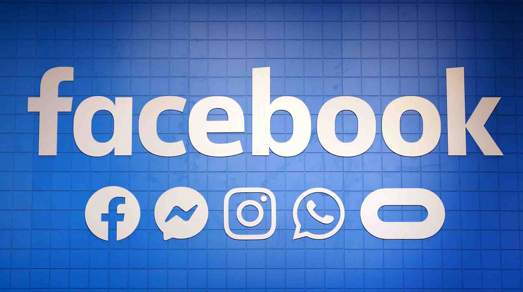 Dailystorm - В работе Facebook, Instagram и WhatsApp произошел масштабный сбой