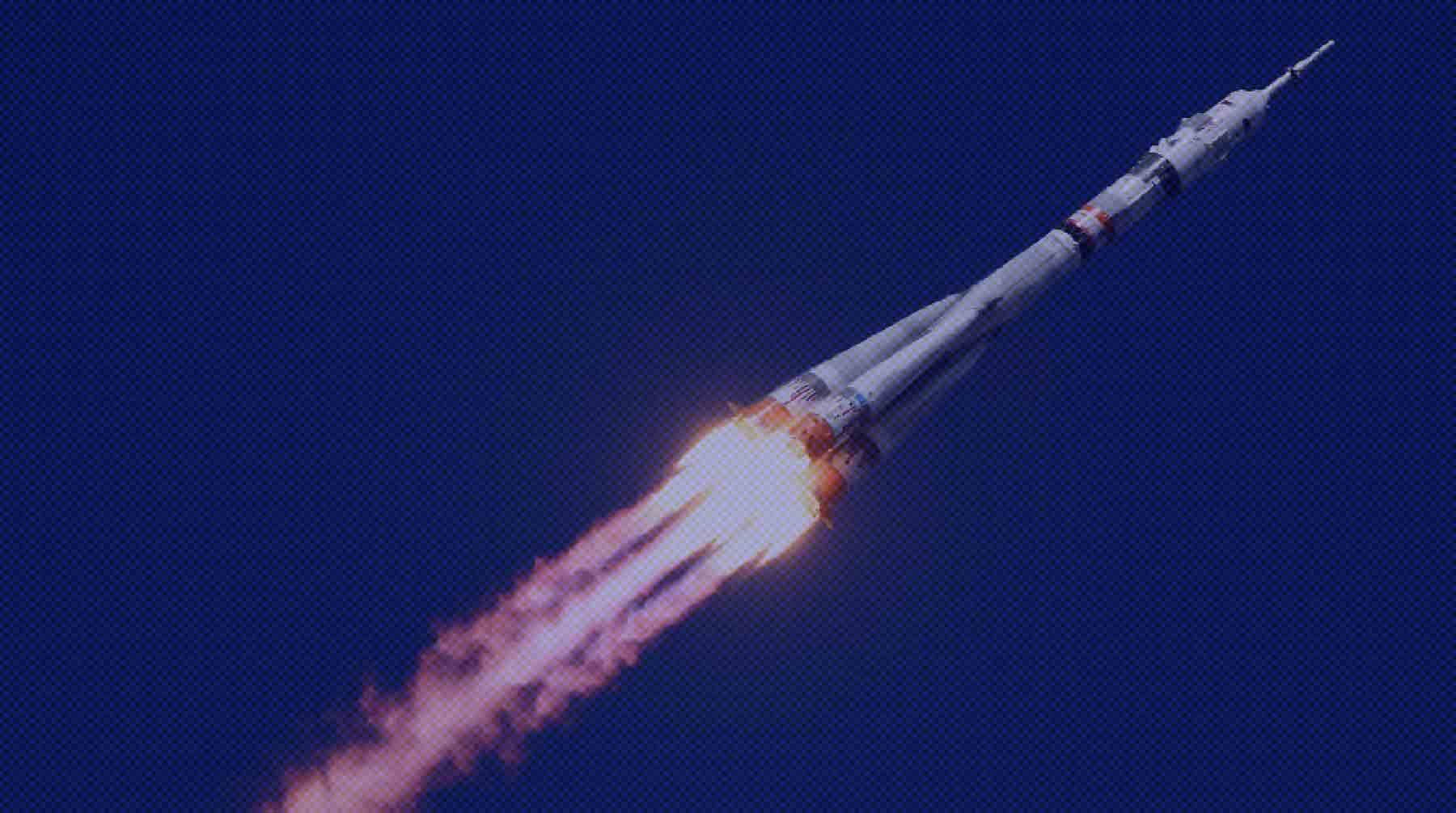 Съемочная группа собирается снять в невесомости первый в истории художественный фильм Запуск ракеты-носителя с космическим кораблем "Союз МС-19" со стартового комплекса "Восток" №31 космодрома Байконур.