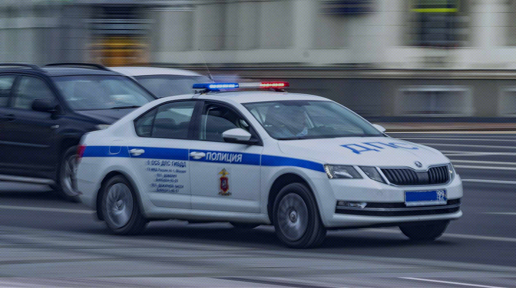 BMW протаранил несколько авто при попытке скрыться от полиции Фото:  Global Look Press / Константин Кокошкин