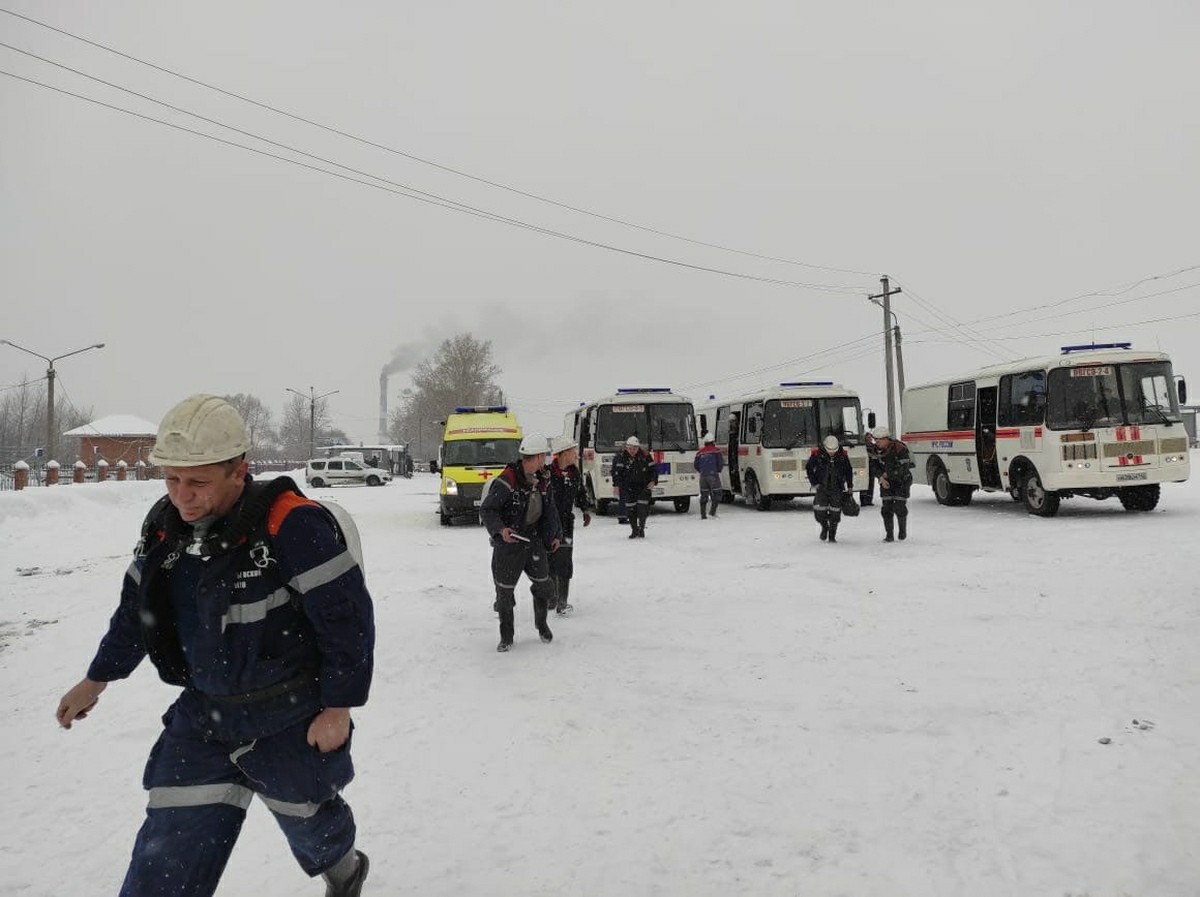 Dailystorm - В МЧС раскрыли подробности гибели спасателей в шахте «Листвяжная» в Кузбассе