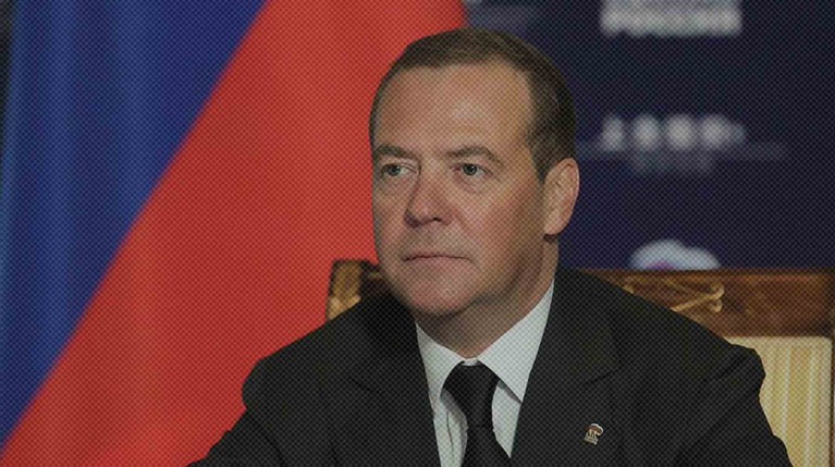 Медведев предупредил «европейскую тетю Урсулу» о моральном банкротстве ЕС из-за возможного дефолта России — Daily Storm