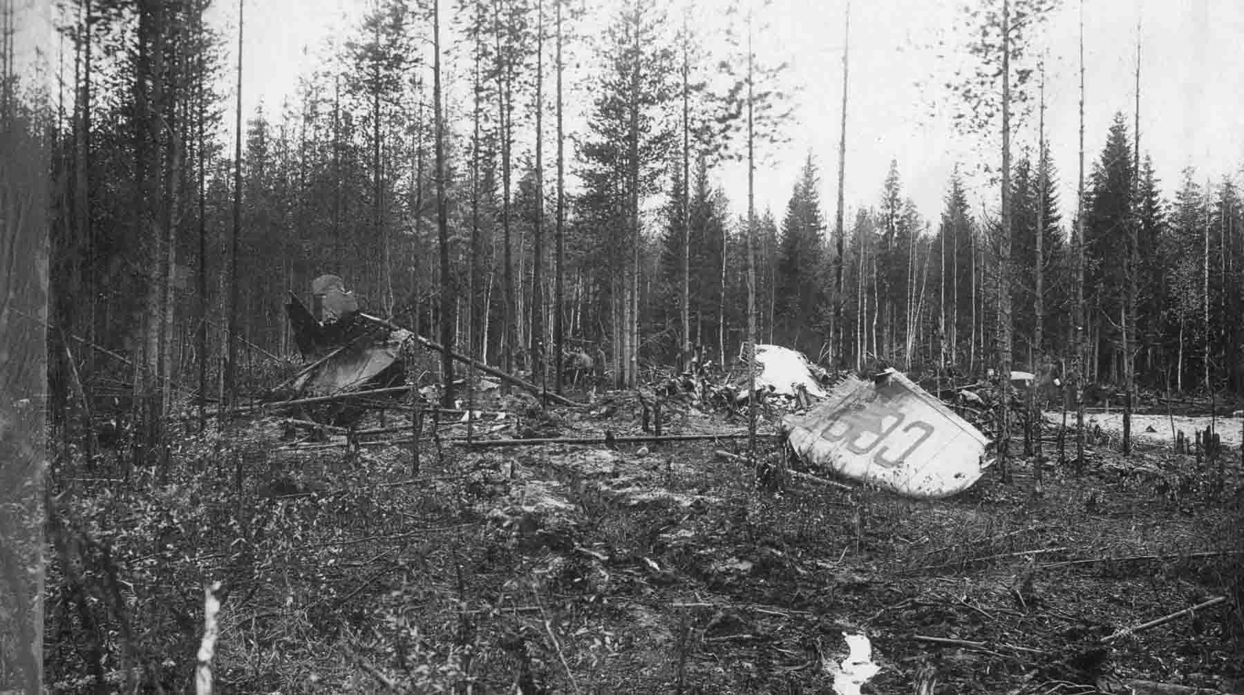 Место аварии самолета, на котором летел Т.И. Антикайнен из Архангельска, о.Кегостров, 10 октября 1941