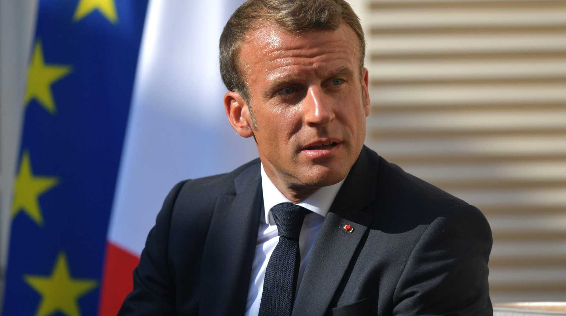 Французский лидер отметил, что в его стране всегда уважали россиян undefined