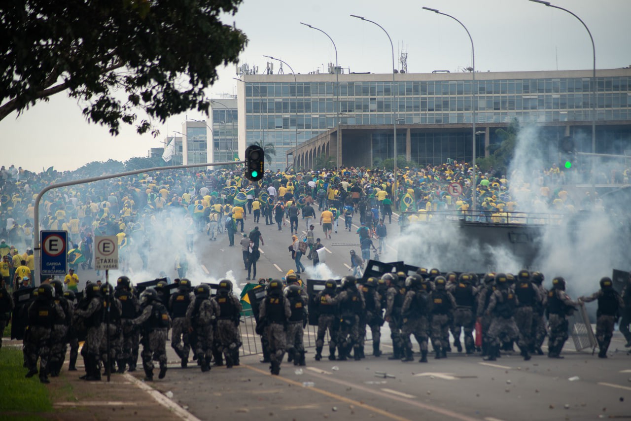 Dailystorm - По стопам Трампа: что известно о беспорядках в Бразилии, которые устроили сторонники бывшего президента Болсонару