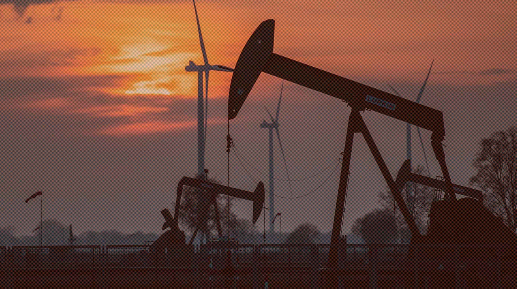 По итогам прошлого года добыча нефти составила 535 миллионов тонн Фото: Global Look Press / Lino Mirgeler