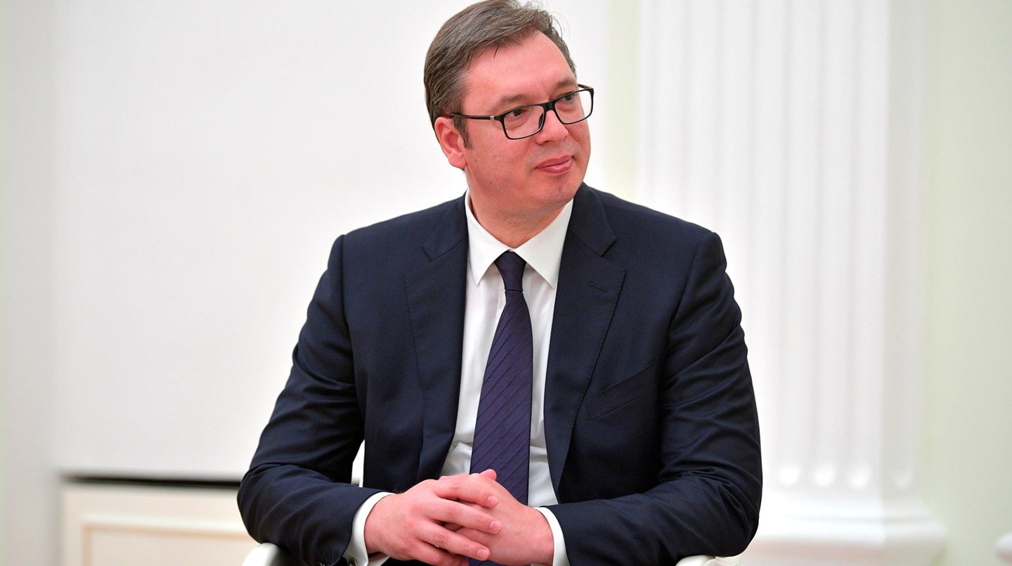 Глава государства также утверждает, что Запад угрожает ему, если Белград «не будет вести себя как надо»