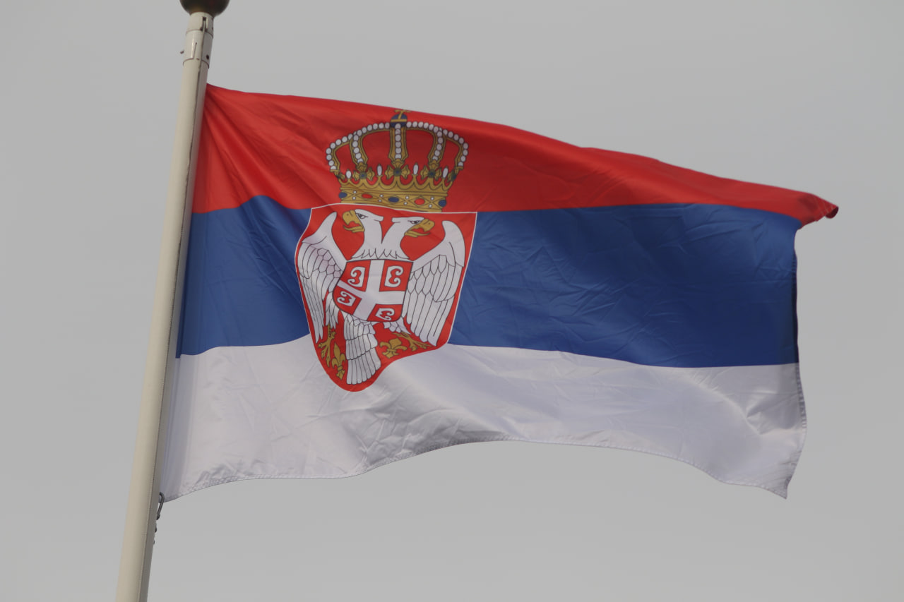 Ранее министр экономики Раде Баста заявил, что Белград платит высокую цену за то, что не ввел ограничения против Москвы undefined