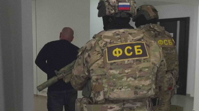 ФСБ задержала украинских агентов, которые готовили покушение на главу Крыма и других чиновников — Daily Storm