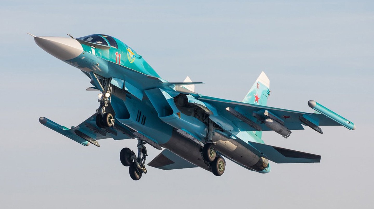 По неподтвержденной информации, сбито два истребителя и два вертолета Су-34