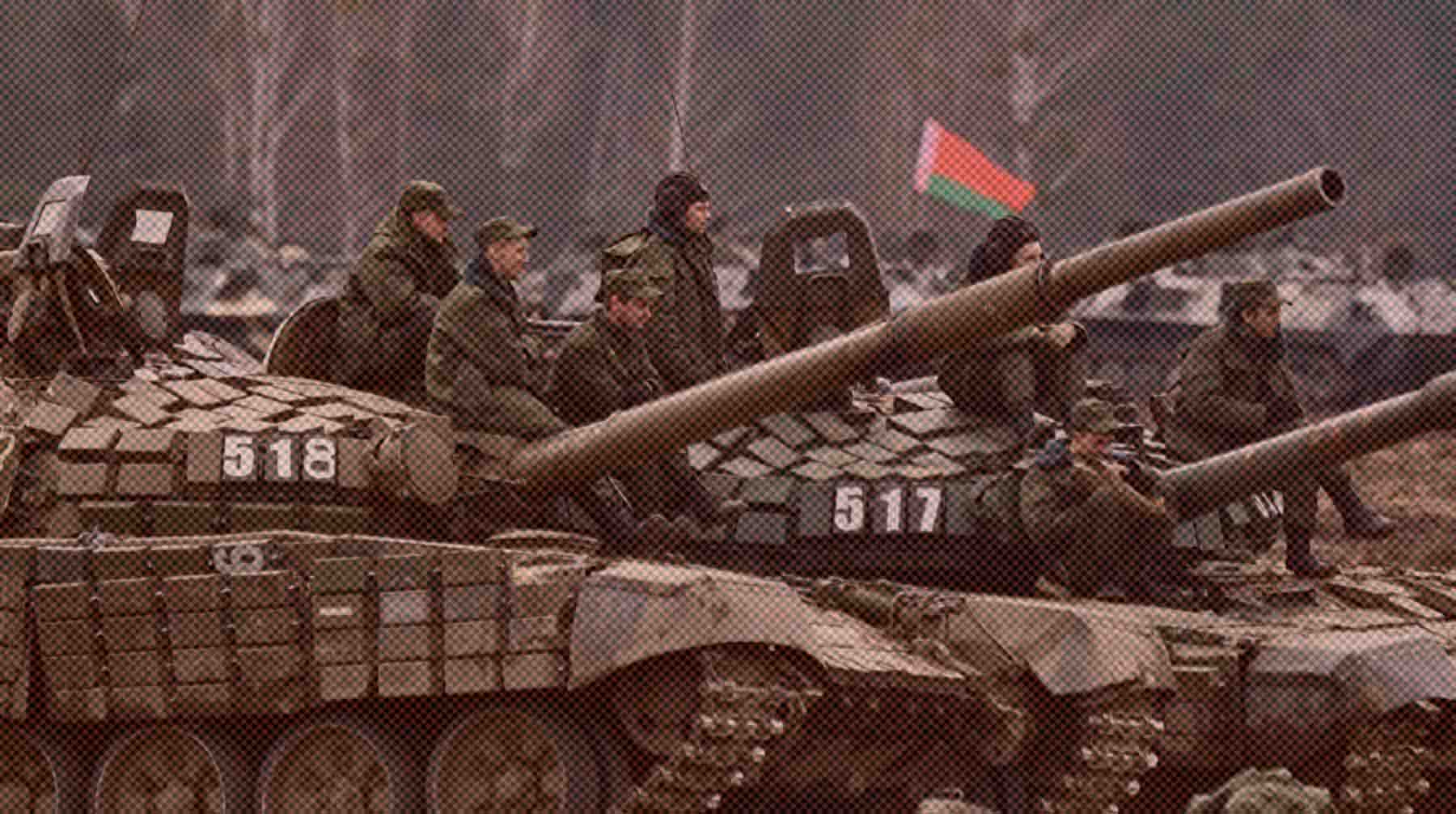 Мероприятия будут проходить в Минской области до 30 июня Экипажи танков Т-72Б на учениях в рамках проверки боевой готовности ВС Республики Беларусь на полигоне в Брестской области.