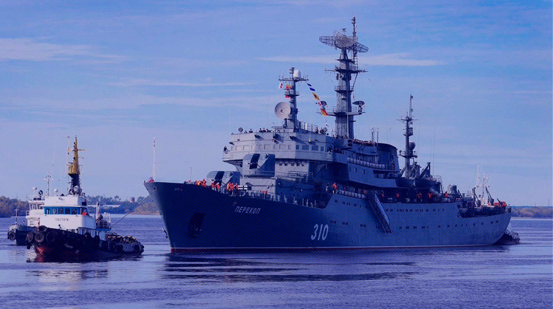 Экипаж судна своевременно обнаружил и уничтожил дрон Фото: Global Look Press / Министерство обороны РФ