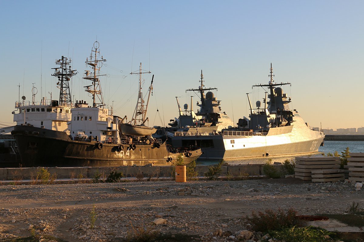 Dailystorm - Минобороны сообщило об атаке двух морских беспилотников ВСУ на базу в Новороссийске