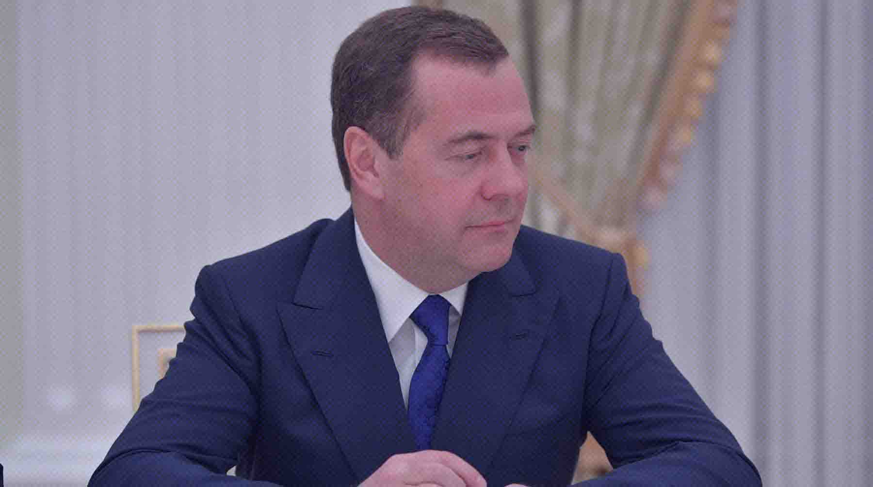 Dailystorm - Медведев пообещал, что в составе России будет больше регионов