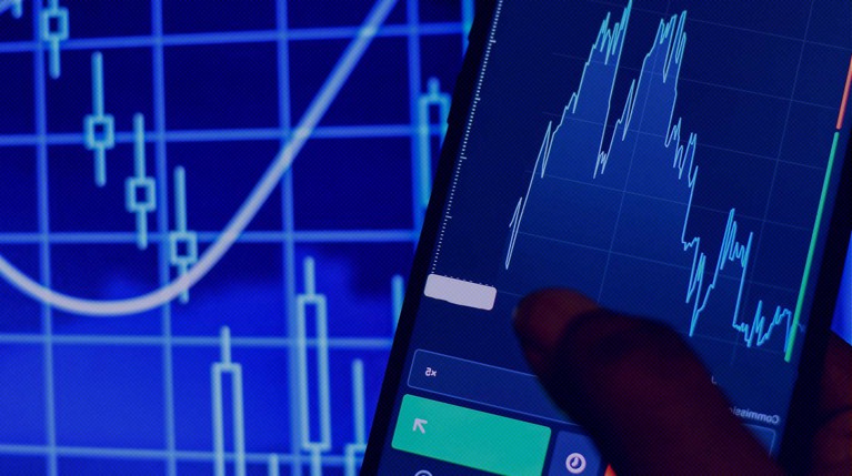 Курс доллара на Forex превысил 103 рубля впервые с марта 2022 года — Daily Storm