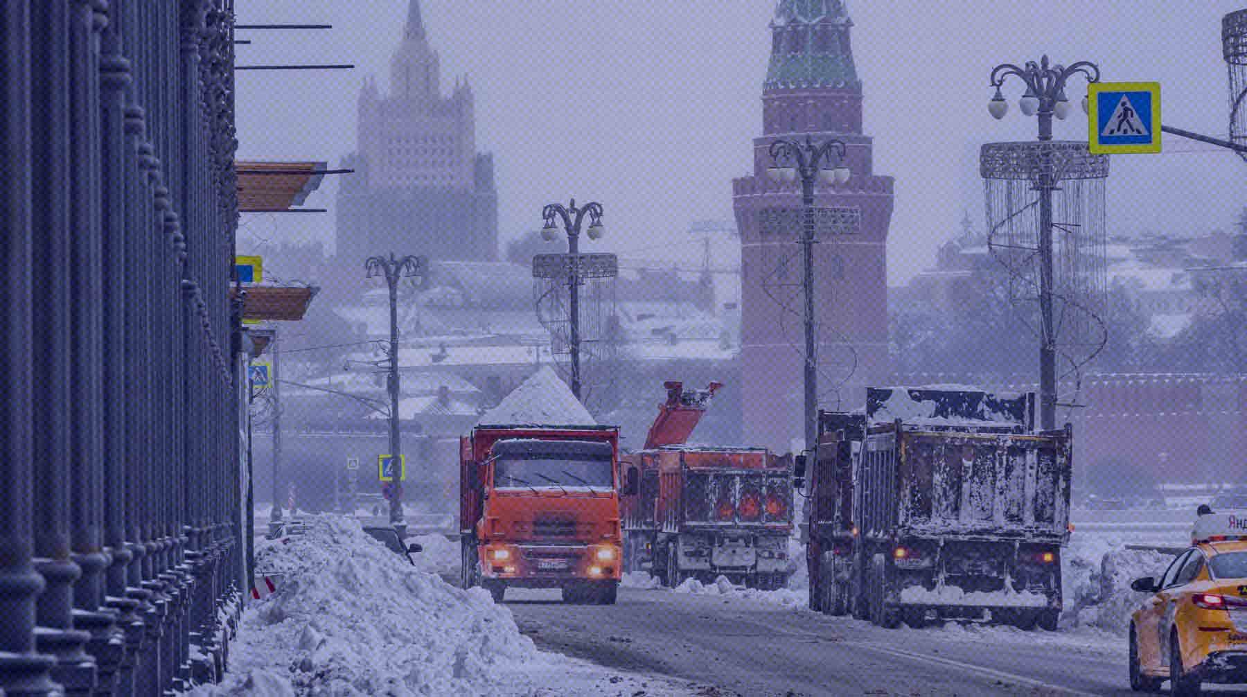 Dailystorm - Поваленные деревья, разбитые автомобили и масштабные отключения электричества: аномальный снегопад обрушился на Москву и Подмосковье