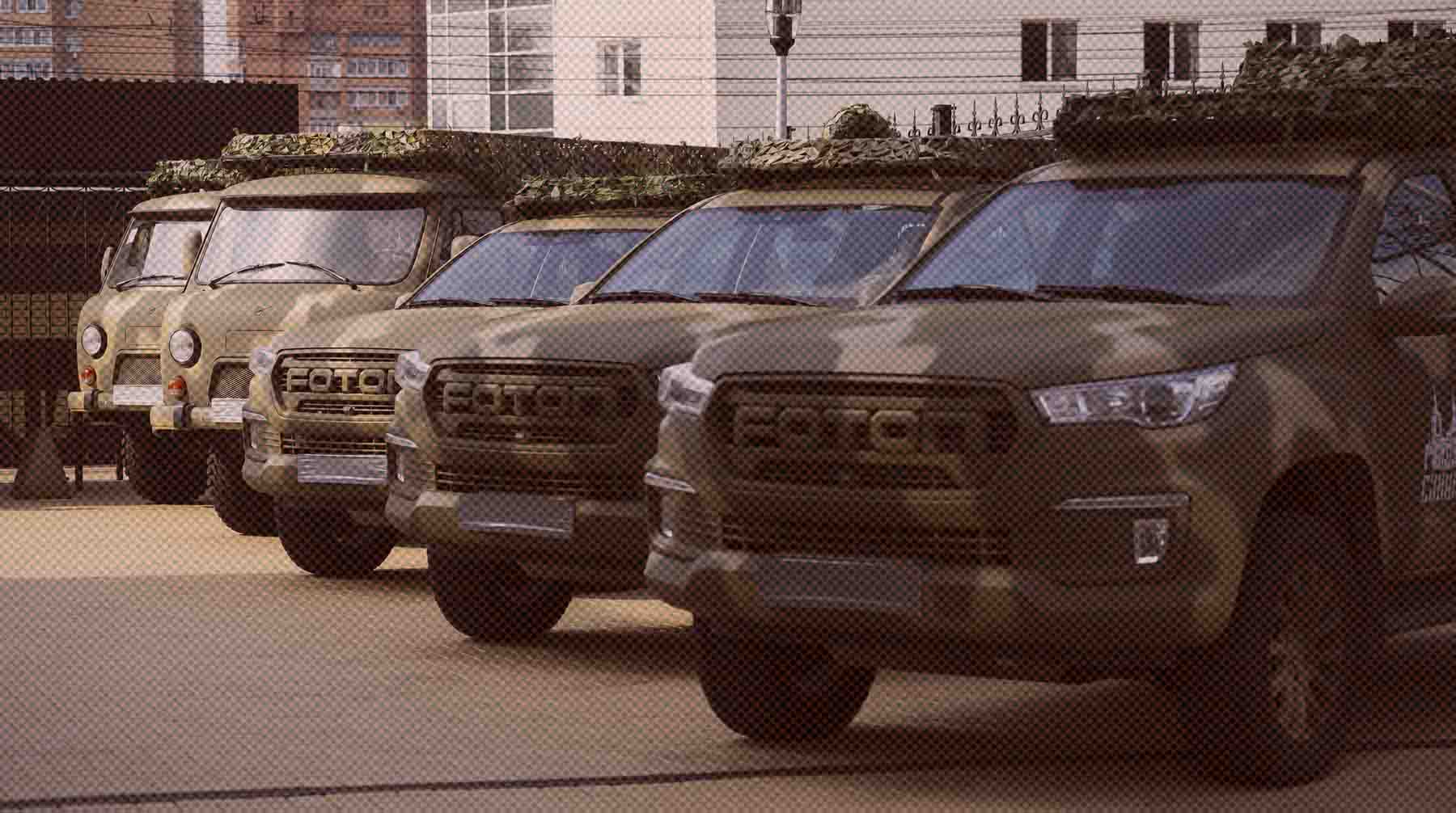 Митрополит Рязанский и Михайловский Марк освятил всю технику Фото: Пресс-служба ЛДПР