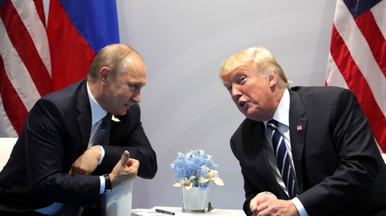 Путин и Трамп договорились о встрече на Аляске 15 августа. Что известно