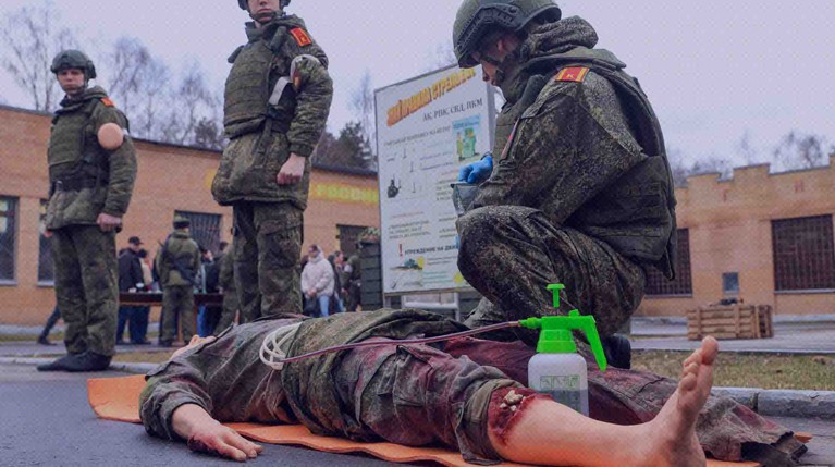 Прокуратура заинтересовалась выставкой в парке Новороссийска, где показали макет голого солдата с оторванной ногой