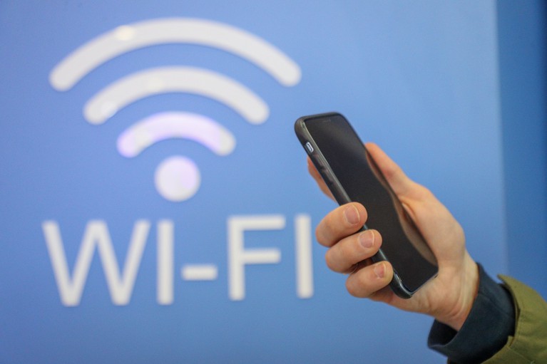 Продажи карманных Wi-Fi-устройств на Wildberries взлетели на 69% за 11 месяцев текущего года
