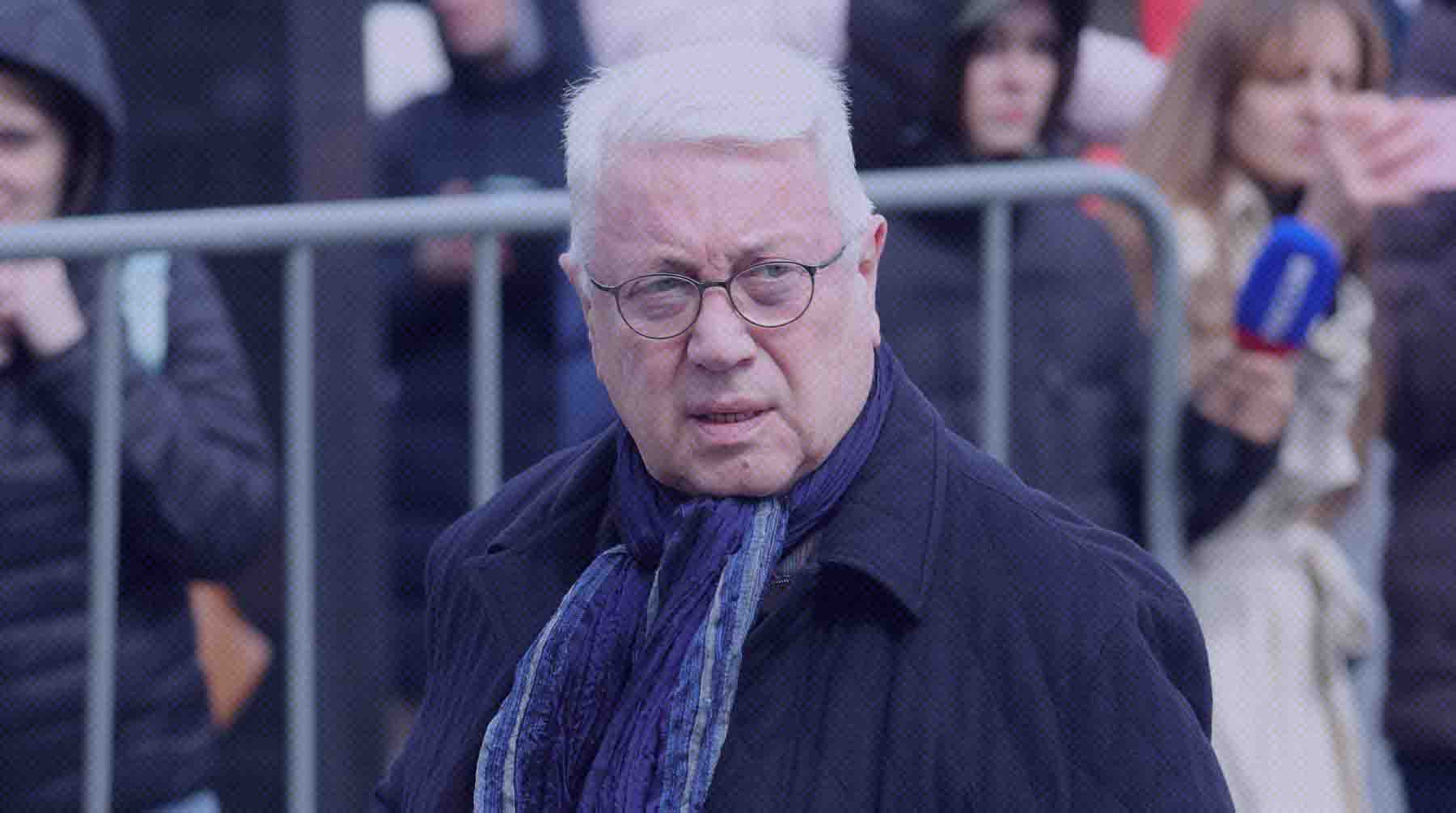 Народный артист РФ подтвердил, что у него была травма ноги, но она не мешает сольным выступлениям Коллаж: Daily Storm