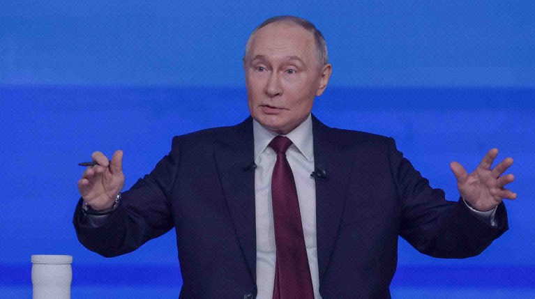 Путин пошутил, что летящая на Землю комета — это секретное космическое оружие России