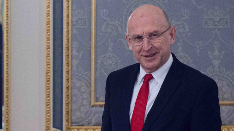 Министр обороны Британии, который хотел похитить Путина, едва не попал под удар «Орешником»