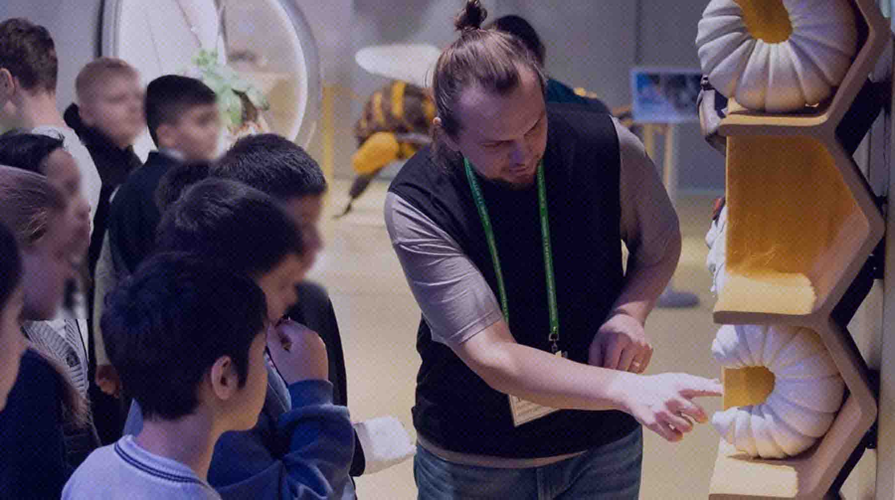 Там работает первая в России открытая энтомологическая лаборатория Фото: Депкульт