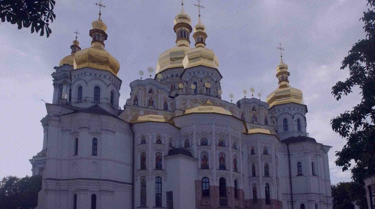 Такое заявление ранее сделал парламентарий Александр Ильтяков Киево-Печерская лавра