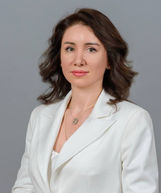 Ирина Окладникова